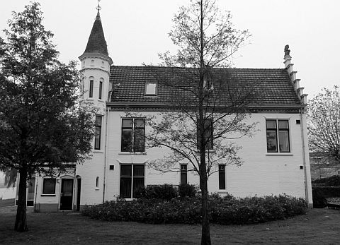Westzijde gemeentehuis Valkenburg
